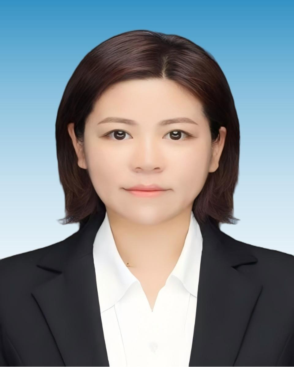 李黎黎